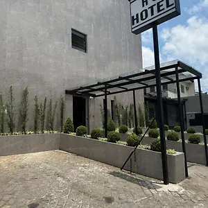 https://hs.topsaopaulohotels.com